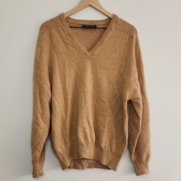 Brooks Brothers Cashmere Tan V-Neck Sweater Timeless Knit